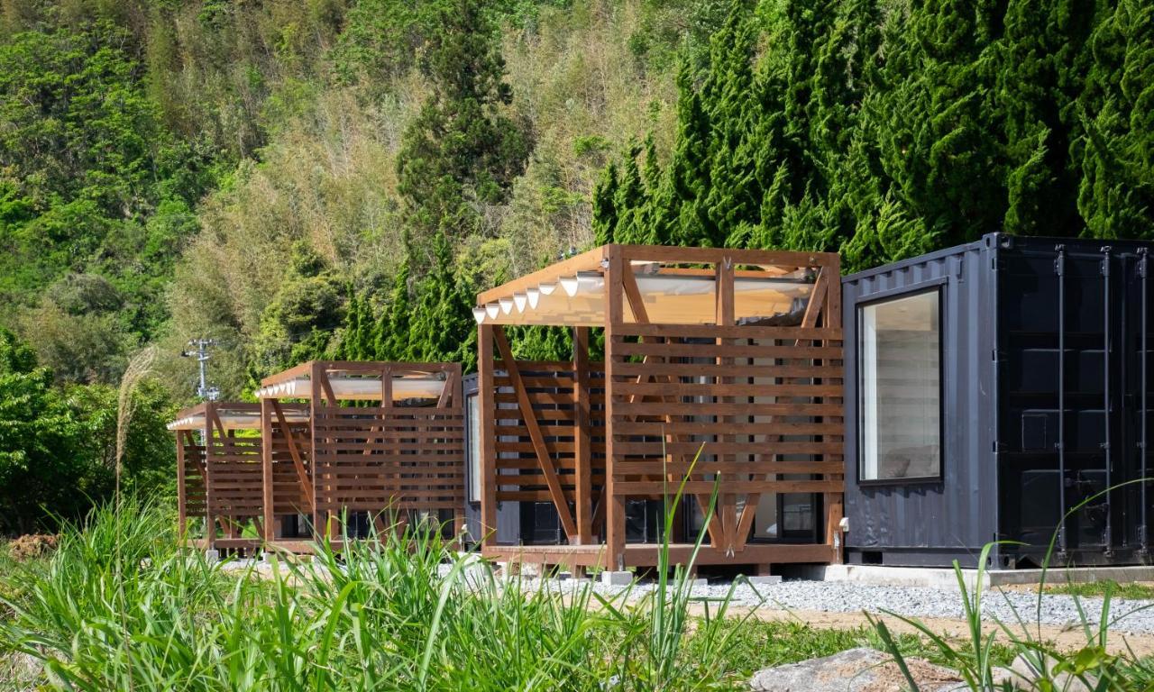 Hotel Retreat佐渡風島 グランピング- Self Check-In Only à Sado Extérieur photo